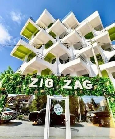 Zig Zag * Năvodari